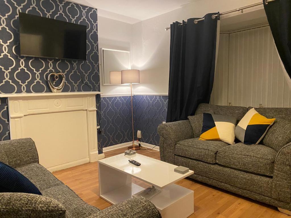 Cosy 3 Bedroom House, Free Parking & Wifi Nottingham Zewnętrze zdjęcie